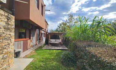 Espectacular Casa en Haras Santa Maria.-