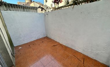 Depto 2amb c/ Patio Pocas expensas
