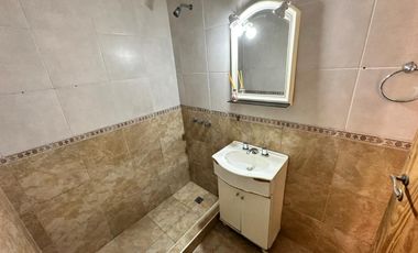 Depto 2amb c/ Patio Pocas expensas