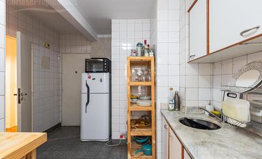 Palermo, Venta 4 ambientes con dependencias, amplio luminoso, baño y toilette, Apto Profesional