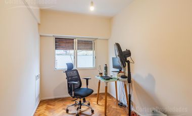 Palermo, Venta 4 ambientes con dependencias, amplio luminoso, baño y toilette, Apto Profesional