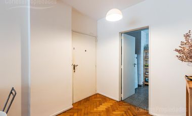 Palermo, Venta 4 ambientes con dependencias, amplio luminoso, baño y toilette, Apto Profesional