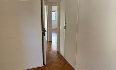 Palermo, Venta 4 ambientes con dependencias, amplio luminoso, baño y toilette, Apto Profesional
