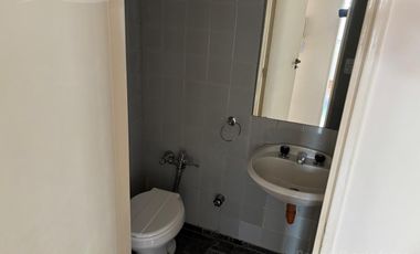Palermo, Venta 4 ambientes con dependencias, amplio luminoso, baño y toilette, Apto Profesional