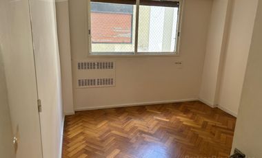 Palermo, Venta 4 ambientes con dependencias, amplio luminoso, baño y toilette, Apto Profesional