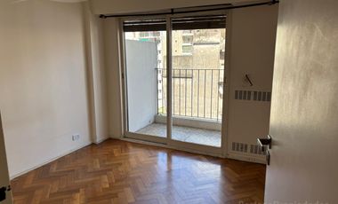 Palermo, Venta 4 ambientes con dependencias, amplio luminoso, baño y toilette, Apto Profesional