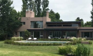 Alquiler temporal casa Club de Campo Los Pingüinos