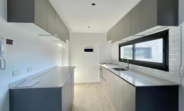 Venta  Departamento 4 ambientes Tigre - Entrega inmediata y Financiación