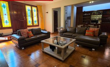 Casa en alquiler Paseo Guemes 195