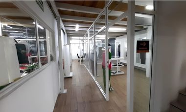 Bodega en Santa María La Ribera, CDMX. Superficie 373 m2