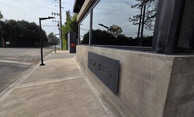 Venta con renta Depto 3 ambientes c/balcón y 2 cocheras Pilar La lonja