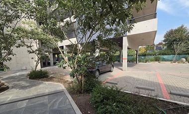 Venta con renta Depto 3 ambientes c/balcón y 2 cocheras Pilar La lonja