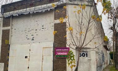 Galpón en  ESQUINA 165 CUBIERTOS