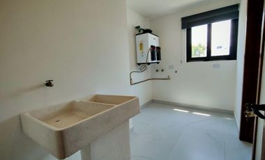 Departamento en Venta muy amplio y con Terraza en Zona las Animas, Puebla