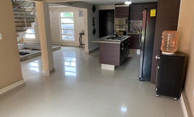 Hermosa casa en privada Adolfo Lopez,  Metepec, Edo. de México.