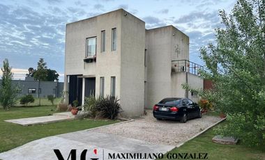 Casa venta y alquiler Santo Domingo Esteban Echeverría