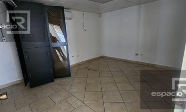 BODEGA EN VENTA YA RENTADA A 10 MINUTOS DEL AEROPUERTO DE CIUDAD JUÁREZ