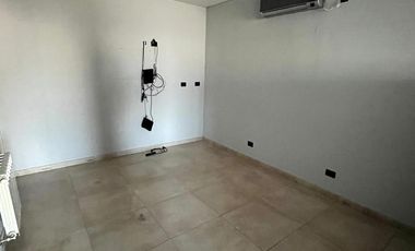 Impecable galpón en Burzaco ideal rubro alimenticio