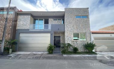 Casa - Fraccionamiento Las Palmas