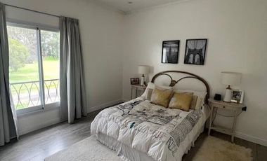 Casa 4 Ambientes en venta y alquiler - opcional extra muebles - APTA CREDITO Barrio la Candida
