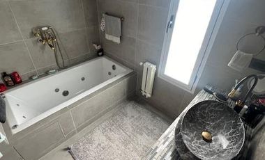 Casa 4 Ambientes en venta y alquiler - opcional extra muebles - APTA CREDITO Barrio la Candida