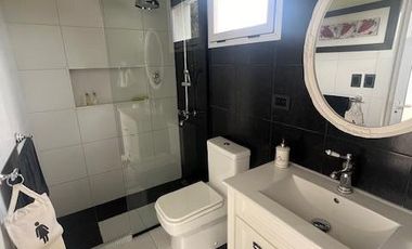 Casa 4 Ambientes en venta y alquiler - opcional extra muebles - APTA CREDITO Barrio la Candida