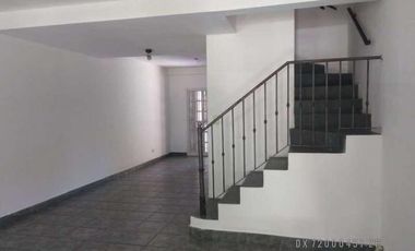 Casa en duplex de 3 dorm entre Guido y Padre Acevedo - Beccar