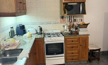 Casa en duplex de 3 dorm entre Guido y Padre Acevedo - Beccar