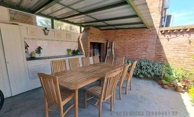 Casa en duplex de 3 dorm entre Guido y Padre Acevedo - Beccar