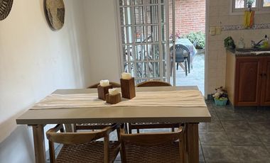 Casa en duplex de 3 dorm entre Guido y Padre Acevedo - Beccar