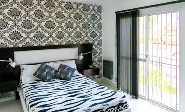 VENTA Casa con jardín, pileta y garage en Quilmes