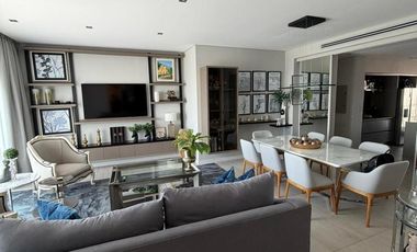 Departamento semipiso de categoría 4 ambientes con 2 cocheras amoblado en venta - Quilmes Centro