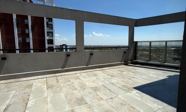 Departamento semipiso de categoría 4 ambientes con 2 cocheras amoblado en venta - Quilmes Centro