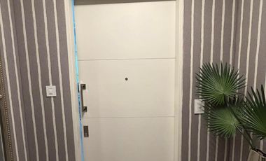 Departamento semipiso de categoría 4 ambientes con 2 cocheras amoblado en venta - Quilmes Centro