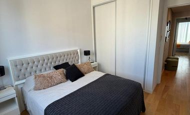 Departamento semipiso de categoría 4 ambientes con 2 cocheras amoblado en venta - Quilmes Centro