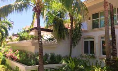 RESIDENCIA EN POKTAPOK FRENTE LAGUNA PARA REMODELAR