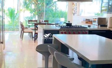 RESIDENCIA EN POKTAPOK FRENTE LAGUNA PARA REMODELAR