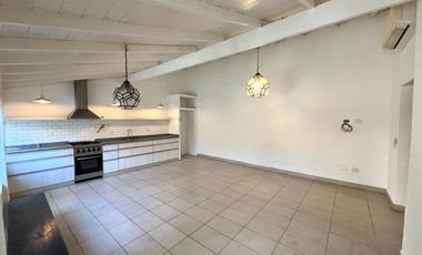 Venta en Block, 2 PH en Olivos