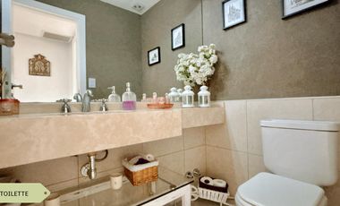 Venta Impecable Casa de 4 dormitorios   family   dependencia en Nordelta, Barrio Tipas