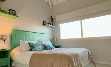 Venta Impecable Casa de 4 dormitorios   family   dependencia en Nordelta, Barrio Tipas
