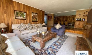 2 CASAS con 991 m2 de terreno a la venta en El Pedregal.