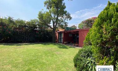 2 CASAS con 991 m2 de terreno a la venta en El Pedregal.