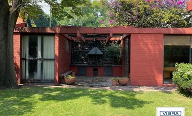 2 CASAS con 991 m2 de terreno a la venta en El Pedregal.