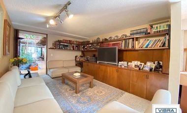 2 CASAS con 991 m2 de terreno a la venta en El Pedregal.