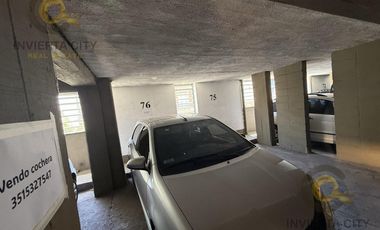 Cochera en centro (Rosario de santa fe al 400)
