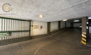 Cochera en centro (Rosario de santa fe al 400)