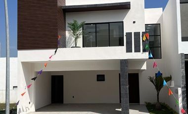 Casa en venta en Lomas del Dorado, Boca del Río, Veracruz