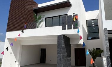 Casa en venta en Lomas del Dorado, Boca del Río, Veracruz