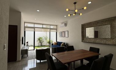 LOMAS DEL DORADO, Casa en VENTA de UNA PLANTA, 2 recamaras y jardin, (IV)