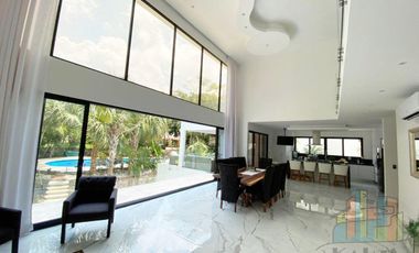 CASA EN VENTA CON ALBERCA AMUEBLADA EN PLAYA DEL CARMEN Playacar